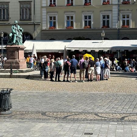 ヴロツワフRynek Pod Fredraアパートメント エクステリア 写真