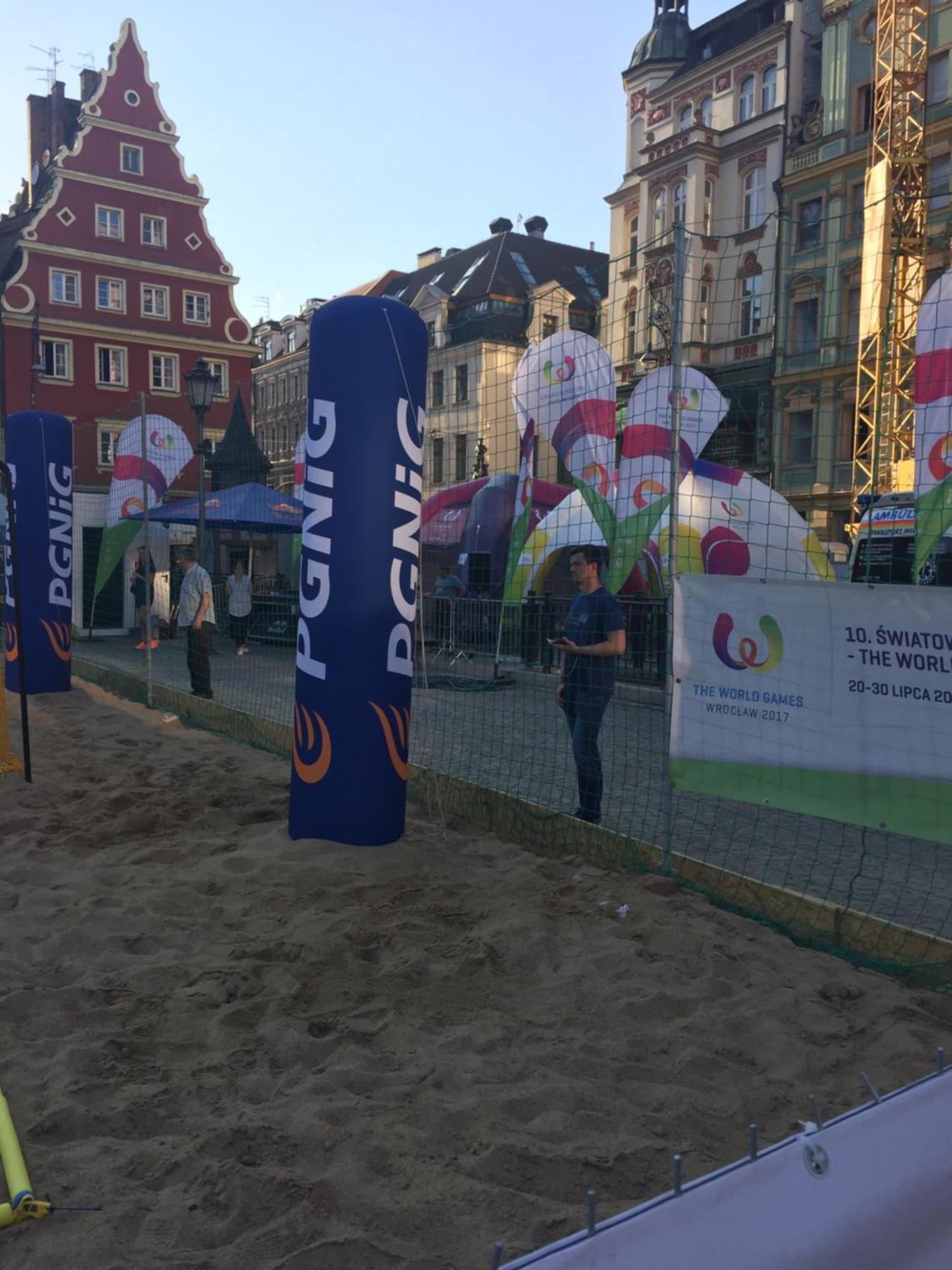 ヴロツワフRynek Pod Fredraアパートメント エクステリア 写真